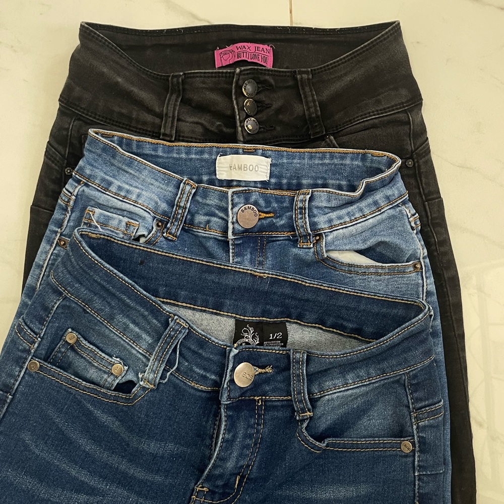 3 pair of skinny jeans